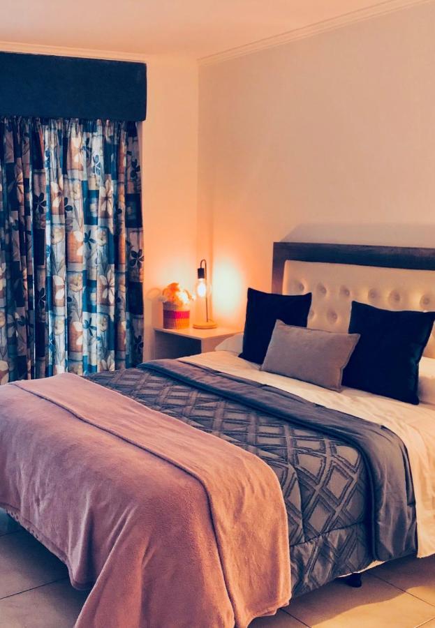 Mendoza Suites 3 -Parking Disponible- Kültér fotó